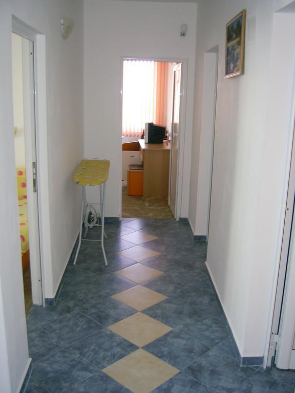 Sianie Guest House 라브다 외부 사진
