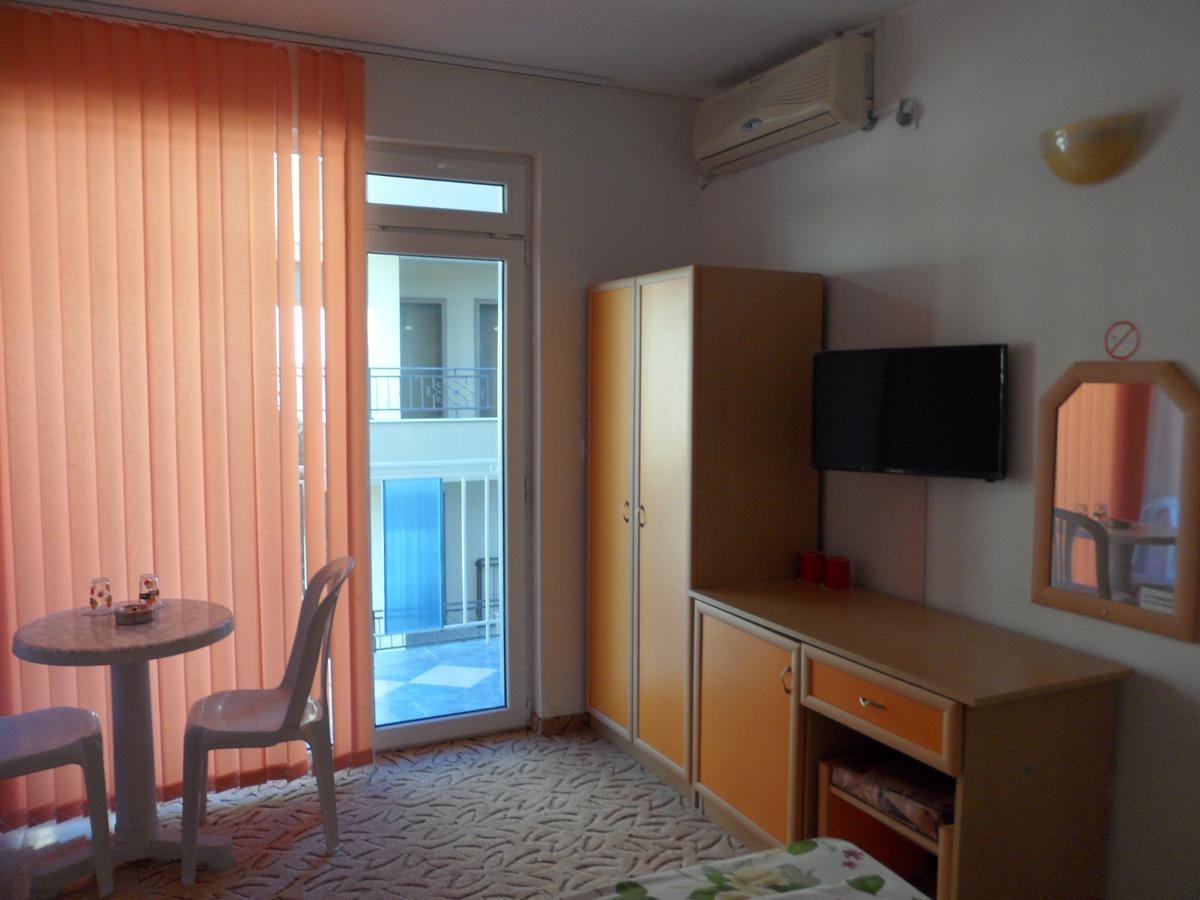 Sianie Guest House 라브다 외부 사진
