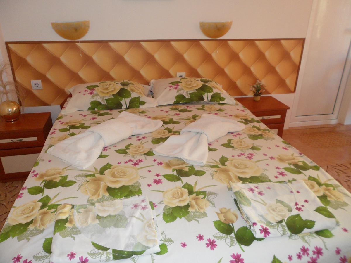 Sianie Guest House 라브다 외부 사진